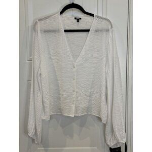 Express Textured Button-Front Top White EUC Semi-Sheer Lightweight V-Neck